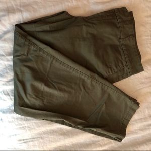 Olive cotton cropped pants